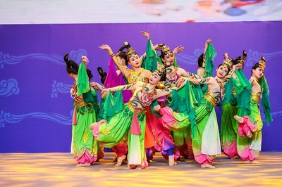 迎冬春文旅新風(fēng)，絲綢古道煥生機(jī)——記“豐收了·游甘肅”冬春文化旅游惠民活動(dòng)啟動(dòng)儀式暨絲綢之路(中國(guó))旅行商大會(huì)